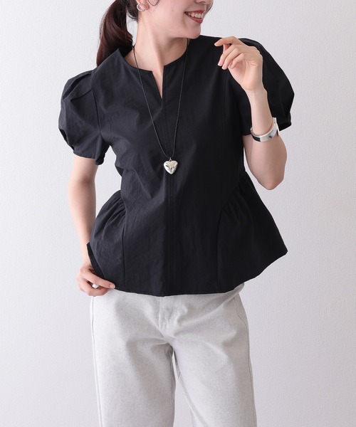 Lace Ladies(レースレディース)の「スキッパーネック ペプラム 半袖 タック ハートネックレス ブラウス(シャツ/ブラウス・レディース・イエロー/ブルー/ホワイト/ブラック・FREE)」の5枚目の写真
