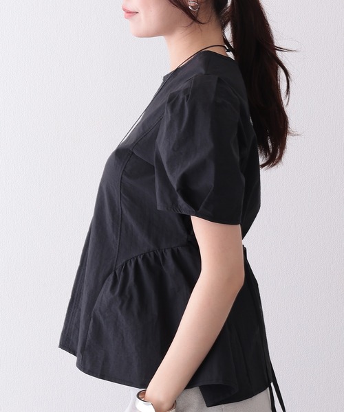 Lace Ladies(レースレディース)の「スキッパーネック ペプラム 半袖 タック ハートネックレス ブラウス(シャツ/ブラウス・レディース・イエロー/ブルー/ホワイト/ブラック・FREE)」の9枚目の写真