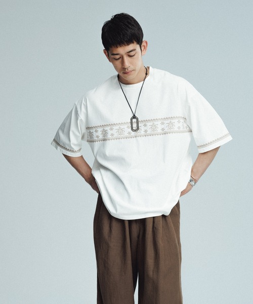 クロスステッチ ボックスシルエット Tシャツ（Tシャツ