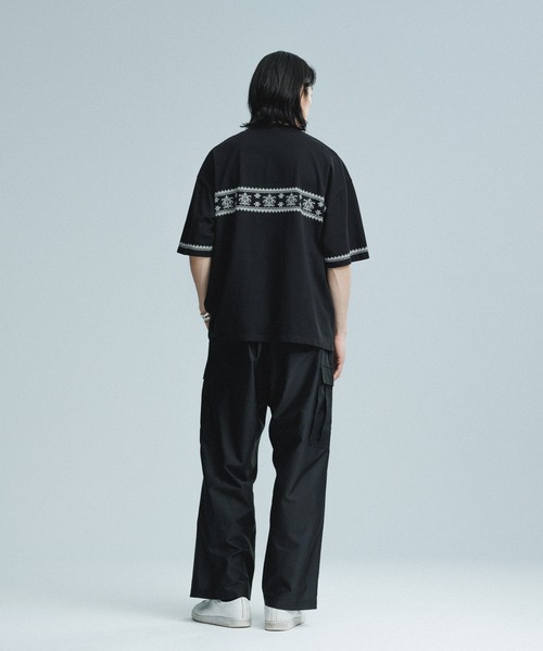 ADAM ET ROPE'（アダムエロペ）の「クロスステッチ ボックスシルエット Tシャツ（Tシャツ/カットソー・メンズ・ホワイト/ブラック・M/L）」の8枚目の写真