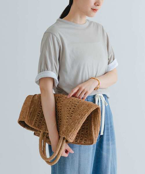 URBAN RESEARCH（アーバンリサーチ）の「リバーシブルTシャツ（Tシャツ/カットソー・レディース・ブラック系その他/レッド系その他/グリーン系その他・FREE）」の7枚目の写真