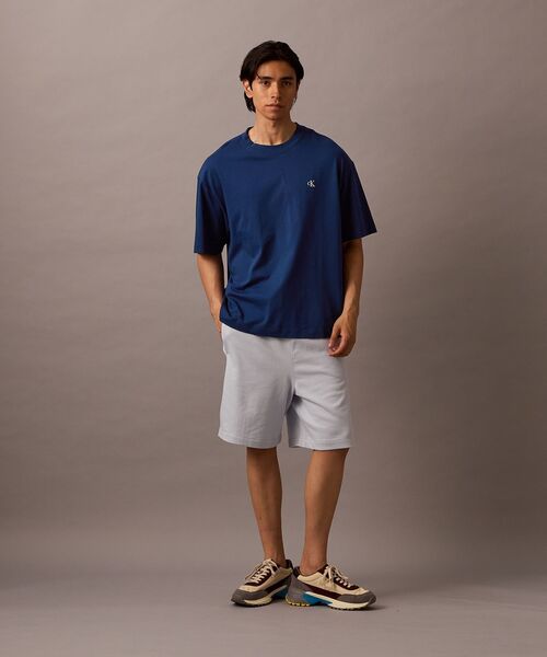 Calvin Klein(カルバン・クライン)の「モノグラム ショートパンツ(その他パンツ・メンズ・ライトブルー/ブラック・S/M/XS)」の4枚目の写真
