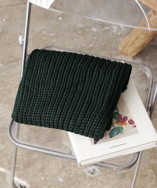 ROOPTOKYO（ループトウキョウ）の「マフラー  ケーブル編み  ユニセックス（マフラー・メンズ・カーキ/グリーン・FREE）」の2枚目の写真