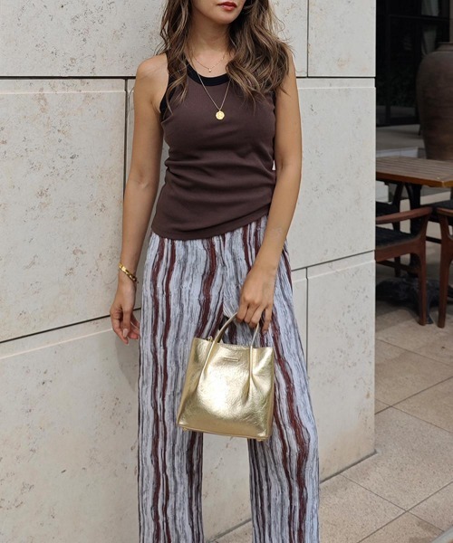 esutoreja（エストレジャ）の「バイカラータンクトップ（タンクトップ・レディース・ホワイト/ブラウン/ベージュ/ブラック・FREE）」の15枚目の写真