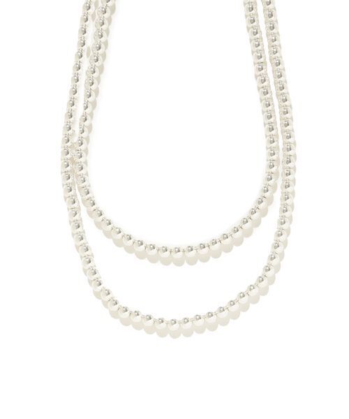 emmi(エミ)の「ボールロングネックレス(ネックレス・レディース・ホワイト/シルバー・F)」の4枚目の写真