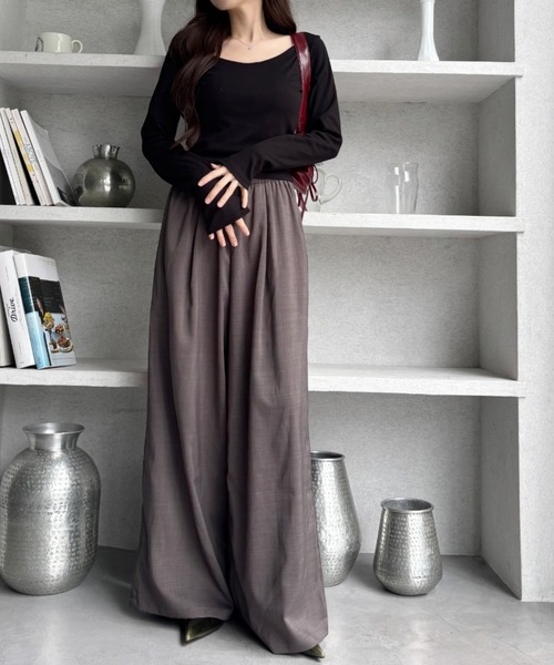 TREOVER(トレオーバー)の「【ラフさと綺麗めの好バランス♪】フロントタックイージーワイドパンツ(その他パンツ・レディース・グレイッシュベージュ/グレー/ブラック/チャコールグレー/ダークブラウン・FREE)」の15枚目の写真