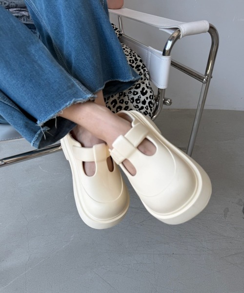 SANSeLF(サンセルフ)の「【SANSeLF】EVAサボシューズ 厚底スリッポン フラットソール サンダル sas25s005(サンダル・レディース・ブラック/ブラウン/アイボリー/ブルー・L/M/S)」の12枚目の写真