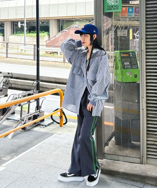 niko and...(ニコアンド)の「【MODE NORM CORE】2WAYカラービッグロングシャツ(シャツ/ブラウス・レディース・ネイビー/キャメル/オフホワイト・MEDIUM/LARGE)」の15枚目の写真