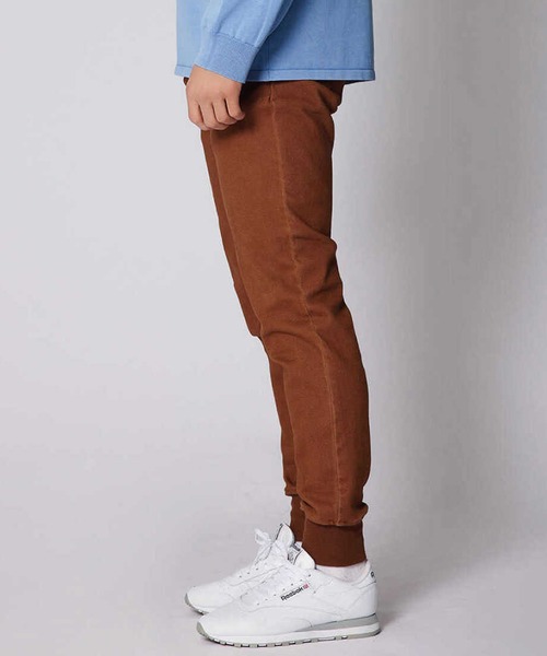 WP WESTPOINT(ダブルピーウエストポイント)の「WP WESTPOINT/ダブルピー ウエストポイント テイパード 裾リブ ストレッチツイル カラーデニム風 イージーパンツ(デニムパンツ・メンズ・ブルー/イエロー/ブラウン・XL/L/M/S/XS/XXL)」の4枚目の写真