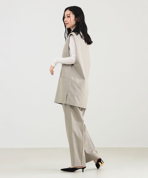Demi-Luxe BEAMS(デミルクス ビームス)の「【1/9再値下げ】ツイル Vあき プルオーバー ベスト(ベスト・レディース・ベージュ/ブラック・36/38)」の11枚目の写真