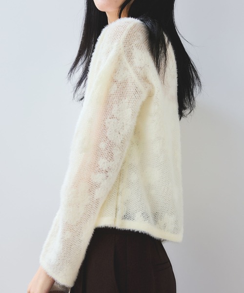 VIS（ビス）の「フラワーモチーフフェザーシアーニット（ニット/セーター・レディース・チャコールグレー/オフホワイト/ピンク・FREE）」の21枚目の写真