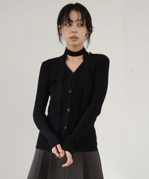 Ulysses（ユリシス）の「チョーカー付きリブニットVネックカーディガン（カーディガン/ボレロ・レディース・モカ/ブラック・F）」の9枚目の写真