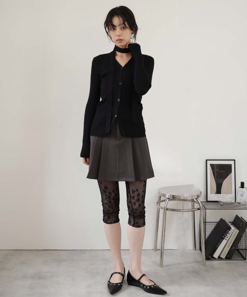 Ulysses（ユリシス）の「チョーカー付きリブニットVネックカーディガン（カーディガン/ボレロ・レディース・モカ/ブラック・F）」の3枚目の写真