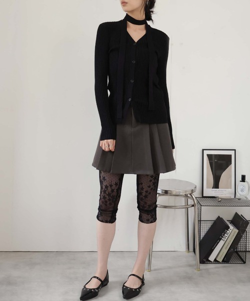 Ulysses（ユリシス）の「チョーカー付きリブニットVネックカーディガン（カーディガン/ボレロ・レディース・モカ/ブラック・F）」の16枚目の写真