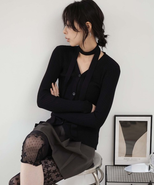 Ulysses（ユリシス）の「チョーカー付きリブニットVネックカーディガン（カーディガン/ボレロ・レディース・モカ/ブラック・F）」の20枚目の写真