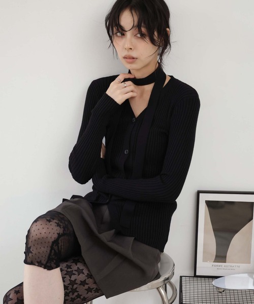 Ulysses（ユリシス）の「チョーカー付きリブニットVネックカーディガン（カーディガン/ボレロ・レディース・モカ/ブラック・F）」の21枚目の写真