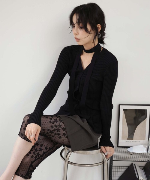 Ulysses（ユリシス）の「チョーカー付きリブニットVネックカーディガン（カーディガン/ボレロ・レディース・モカ/ブラック・F）」の19枚目の写真