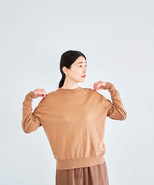 HAU（ハウ）の「ニットトップス coton（Tシャツ/カットソー・レディース・ホワイト/ブラウン/チャコールグレー・MEDIUM/SMALL）」の6枚目の写真