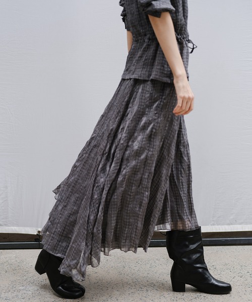 tageechita(タジチタ)の「【tageechita】アシンメトリーヘム シャーリングチェックフレアスカート(スカート・レディース・アッシュグレー/チャコールグレー・M/L/S)」の1枚目の写真