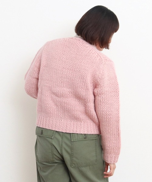 Dot&Stripes CHILD WOMAN(ドットアンドストライプス チャイルドウーマン)の「ロービングウール手編み&刺繍カーディガン(カーディガン/ボレロ・レディース・アイボリー/ピンク・FREE)」の6枚目の写真