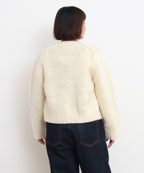 Dot&Stripes CHILD WOMAN(ドットアンドストライプス チャイルドウーマン)の「ロービングウール手編み&刺繍カーディガン(カーディガン/ボレロ・レディース・アイボリー/ピンク・FREE)」の12枚目の写真