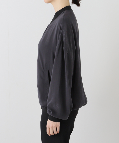 AP STUDIO（エーピーストゥディオ）の「スエードライクサテンブルゾン（その他アウター・レディース・ブラック/カーキ・FREE）」の7枚目の写真