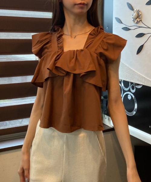 ｔｏｌｅｎｅ（トレネ）の「ギャザーフリル フレアシルエット ノースリーブトップス（シャツ/ブラウス・レディース・ブラウン/オフホワイト・FREE）」の12枚目の写真