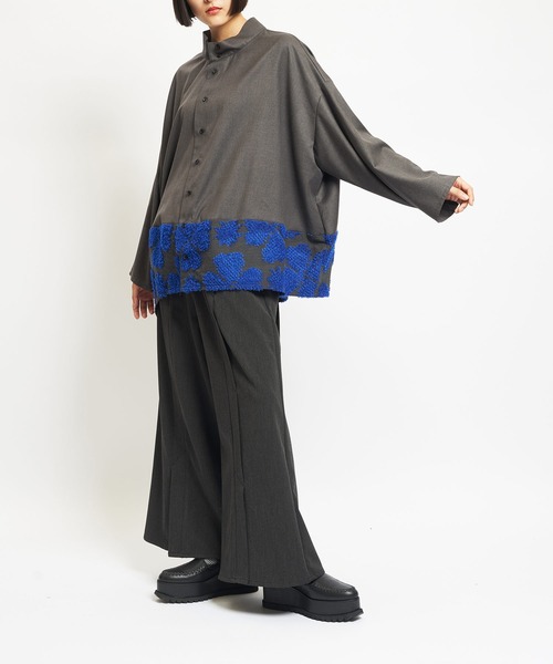 gomme（ゴム）の「4リーフクローバーJQ　バルーンブラウス（シャツ/ブラウス・レディース・ブラック/グレー・MEDIUM）」の16枚目の写真