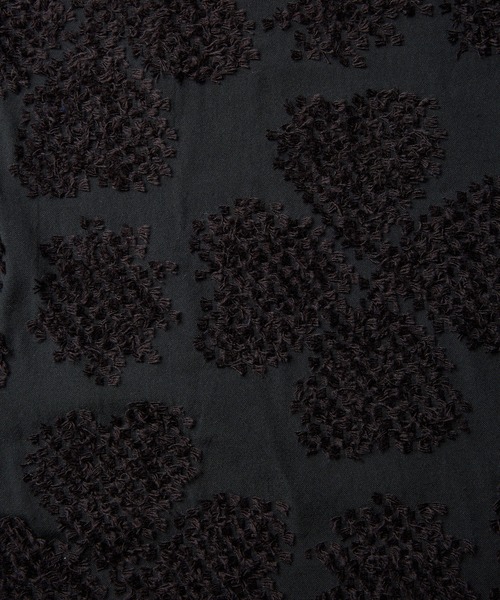 gomme（ゴム）の「4リーフクローバーJQ　バルーンブラウス（シャツ/ブラウス・レディース・ブラック/グレー・MEDIUM）」の8枚目の写真