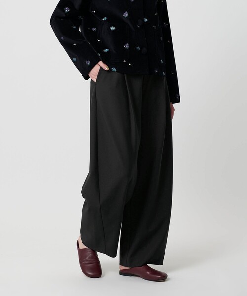BEAUTY&YOUTH UNITED ARROWS(ビューティーアンドユースユナイテッドアローズ)の「ポリエステルブレンド カーブパンツ(その他パンツ・レディース・ブラック/その他1/ベージュ/ライトグレー/その他2・M/S/XS)」の20枚目の写真