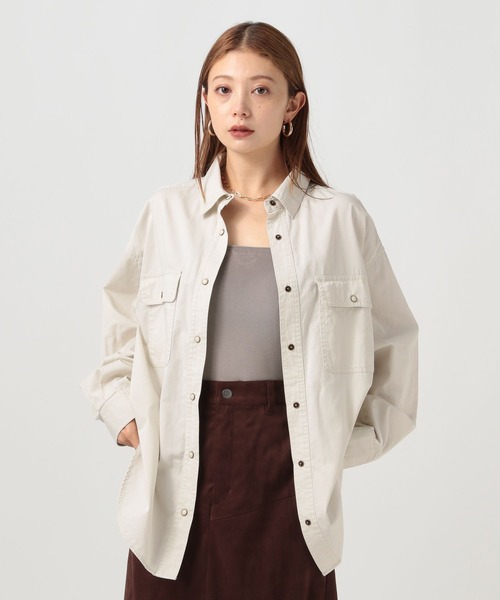 BAYFLOW（ベイフロー）の「[ショートとロングで選べる着丈]コットンボーイフレンドシャツ（シャツ/ブラウス・レディース・オフホワイト/カーキ/インディゴブルー/ボルドー・MEDIUM/SMALL）」の12枚目の写真