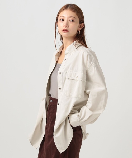 BAYFLOW（ベイフロー）の「[ショートとロングで選べる着丈]コットンボーイフレンドシャツ（シャツ/ブラウス・レディース・オフホワイト/カーキ/インディゴブルー/ボルドー・MEDIUM/SMALL）」の13枚目の写真