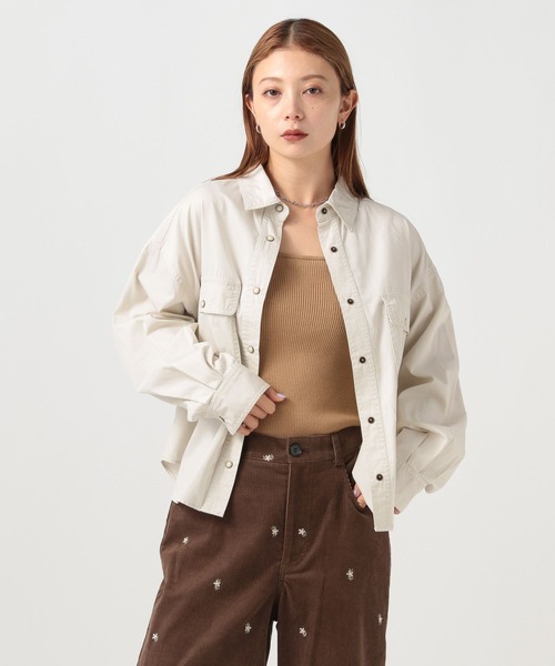 BAYFLOW（ベイフロー）の「[ショートとロングで選べる着丈]コットンボーイフレンドシャツ（シャツ/ブラウス・レディース・オフホワイト/カーキ/インディゴブルー/ボルドー・MEDIUM/SMALL）」の16枚目の写真