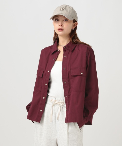 BAYFLOW（ベイフロー）の「[ショートとロングで選べる着丈]コットンボーイフレンドシャツ（シャツ/ブラウス・レディース・オフホワイト/カーキ/インディゴブルー/ボルドー・MEDIUM/SMALL）」の21枚目の写真