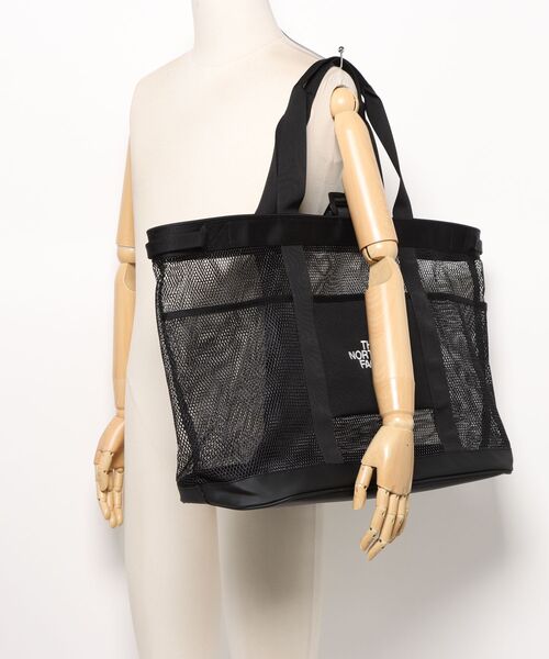 THE NORTH FACE(ザノースフェイス)の「【THE NORTH FACE/ザ ノースフェイス】GLUTTON MESHTOTE M(トートバッグ・メンズ・ブラック・FREE)」の5枚目の写真