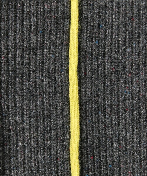 BEAUTY&YOUTH UNITED ARROWS（ビューティーアンドユースユナイテッドアローズ）の「ネップカラーライン クルーネック ニットプルオーバー（ニット/セーター・レディース・ダークグレー/ライム/オフホワイト・FREE）」の8枚目の写真