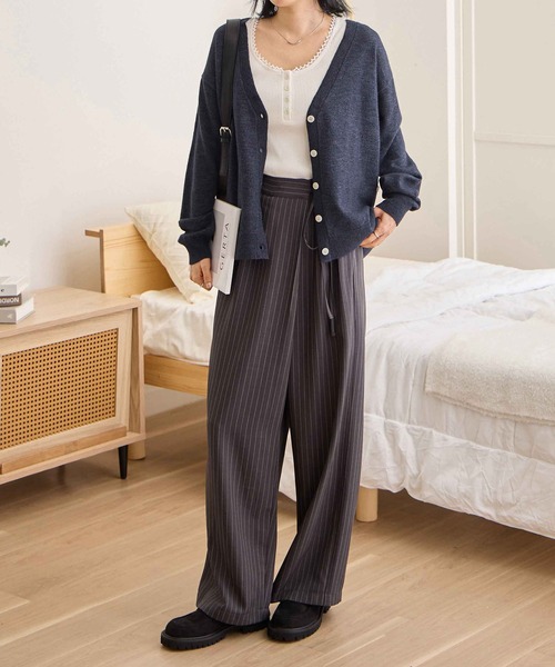 CHAN ME(チャンミ)の「Vネックカーディガン(カーディガン/ボレロ・レディース・グレー/ネイビー/ベージュ・MEDIUM/LARGE/X-LARGE)」の17枚目の写真