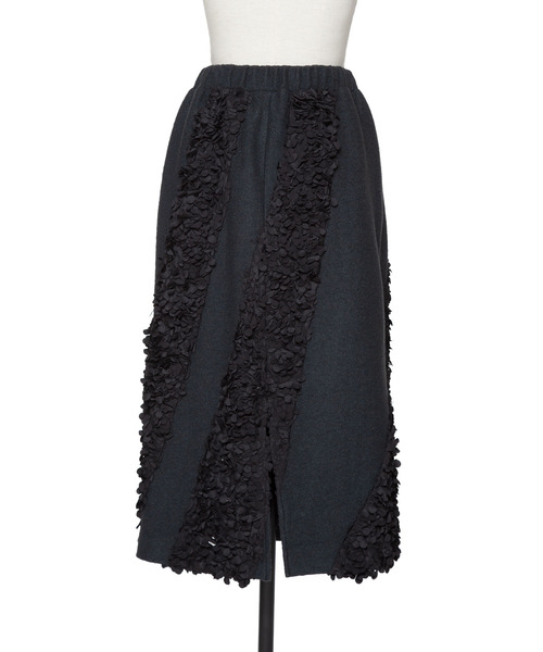 muller of yoshiokubo（ミュラーオブヨシオクボ）の「muller of yoshiokubo ミュラーオブヨシオクボ / FLOWY FRILLED SKIRT フローウィフリルドスカート / MLF25405（スカート・レディース・ブラック/レッド・36/38）」の11枚目の写真