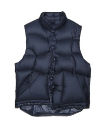 UNDERCOVER（アンダーカバー）の「UC1F4002（ダウンベスト）」