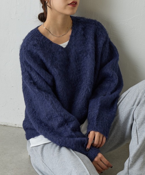 COLONY 2139（コロニートゥーワンスリーナイン）の「モヘアタッチニットプルオーバー（ニット/セーター・レディース・ネイビー/ライトグレー/ブラウン/ピンク/チャコールグレー/ブルー/ブラック・FREE）」の5枚目の写真