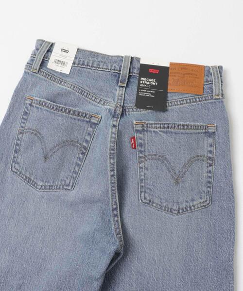 Levi's(リーバイス)の「Levi’s Exclusive RIBCAGE STRAIGHT ANKLE(デニムパンツ・レディース・ワンウォッシュ・26/28/27)」の16枚目の写真