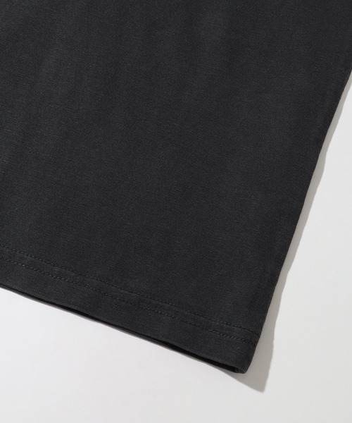 CORPUS TOKYO(コーパス トーキョー)の「ヴィンテージピグメント加工アソートデザイン ロングスリーブTシャツ(ユニバーサル・ワーナー)(Tシャツ/カットソー・メンズ・ブラック系/ブラック系2/ブラック系1・M/L/XL)」の11枚目の写真