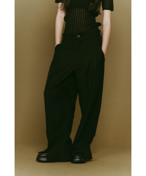 Knuth Marf（クヌースマーフ）の「front slit pants(unisex)（その他パンツ・レディース・ホワイト/ブラウン/ブラック・X-SMALL/SMALL/MEDIUM/LARGE）」の16枚目の写真
