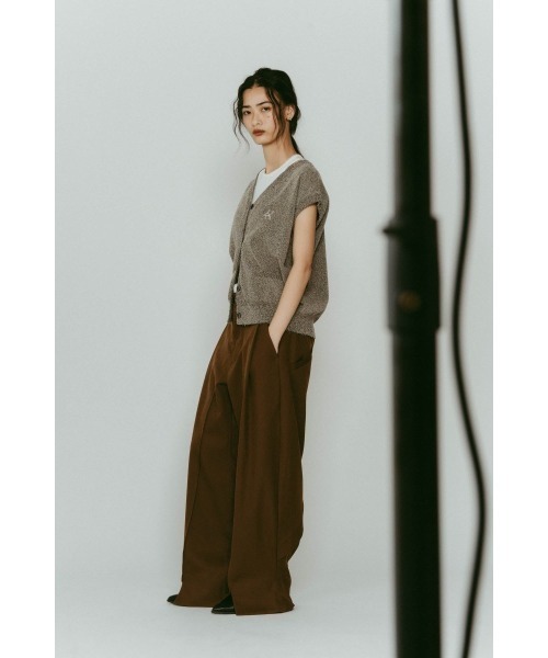Knuth Marf（クヌースマーフ）の「front slit pants(unisex)（その他パンツ・レディース・ホワイト/ブラウン/ブラック・X-SMALL/SMALL/MEDIUM/LARGE）」の18枚目の写真