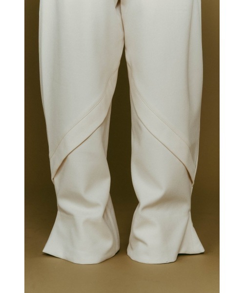Knuth Marf（クヌースマーフ）の「front slit pants(unisex)（その他パンツ・レディース・ホワイト/ブラウン/ブラック・X-SMALL/SMALL/MEDIUM/LARGE）」の8枚目の写真