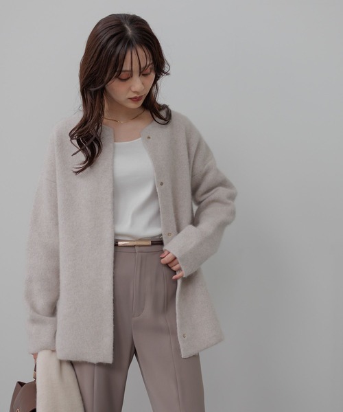 Andemiu(アンデミュウ)の「【洗える】CNラクーンコンミドルカーディガン491271(カーディガン/ボレロ・レディース・ブラック/グレー/ベージュ・FREE)」の5枚目の写真