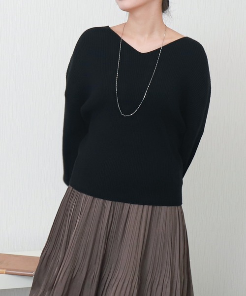 libelle more(リベル モア)の「【洗濯機で洗える】バルーン袖Vネックリブニットプルオーバー(ニット/セーター・レディース・ベージュ/イエロー/レッド/オフホワイト/ブラック・M)」の1枚目の写真