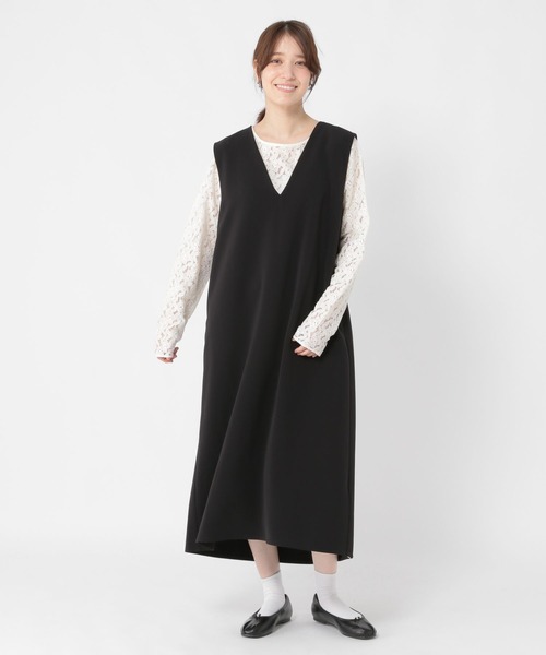 studio CLIP（スタディオクリップ）の「キレイ見えVネックワンピース《オケージョン2025AW》（ワンピース・レディース・ブラック/ブラウン・FREE）」の6枚目の写真