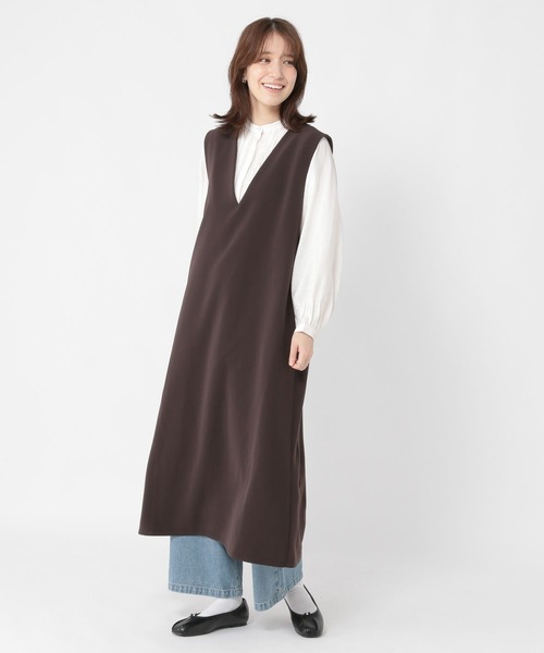 studio CLIP（スタディオクリップ）の「キレイ見えVネックワンピース《オケージョン2025AW》（ワンピース・レディース・ブラック/ブラウン・FREE）」の10枚目の写真
