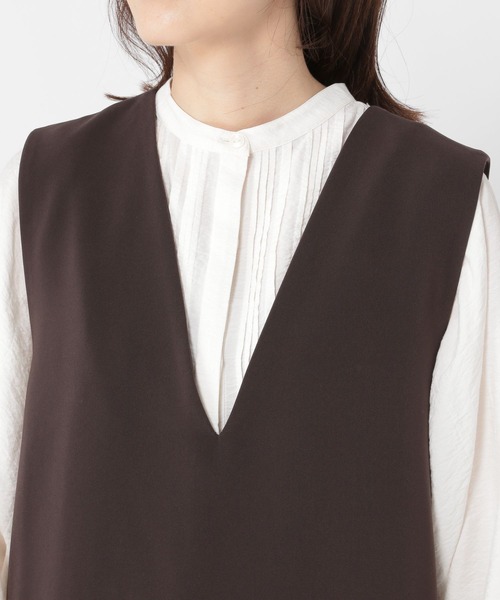 studio CLIP（スタディオクリップ）の「キレイ見えVネックワンピース《オケージョン2025AW》（ワンピース・レディース・ブラック/ブラウン・FREE）」の15枚目の写真